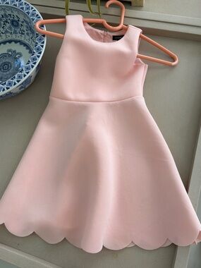 Zunie Scalloped pink dress age 7